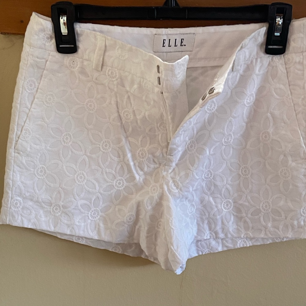 Elle shorts